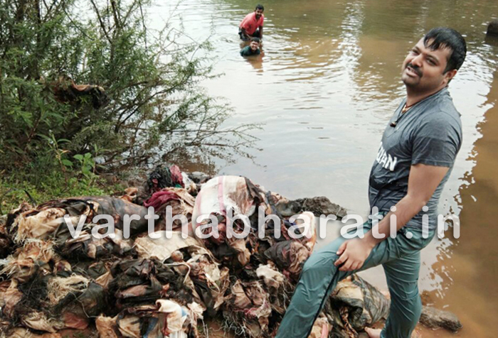ಮಡಿಕೇರಿ: ಕಾವೇರಿ ನದಿ ಸ್ವಚ್ಛತಾ ಕಾರ್ಯಕ್ಕೆ ಚಕ್ರವರ್ತಿ ಸೂಲಿಬೆಲೆ ಚಾಲನೆ